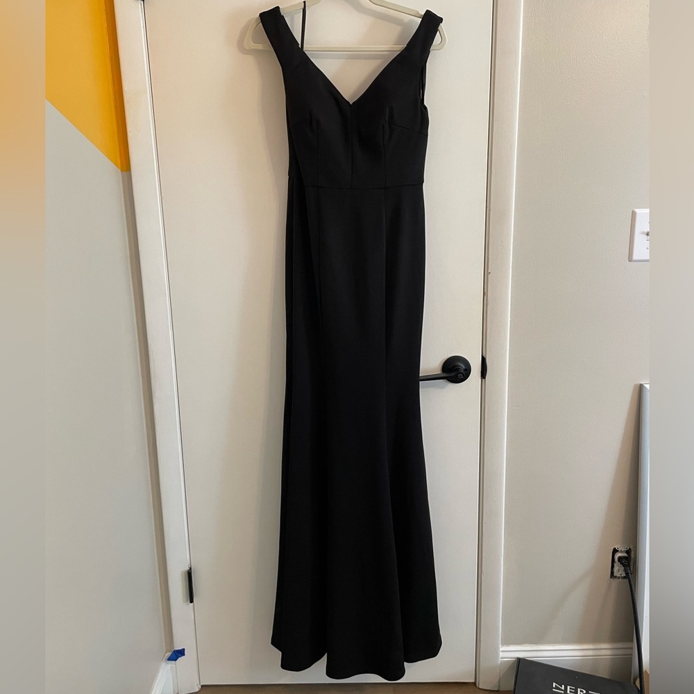 NWT Bariano Australia Black Sleeveless V-Neck Gown